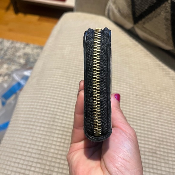 Michael Kors Signature Logo Print Jet Set Long Zip Around Wallet - Picture 6 of 11